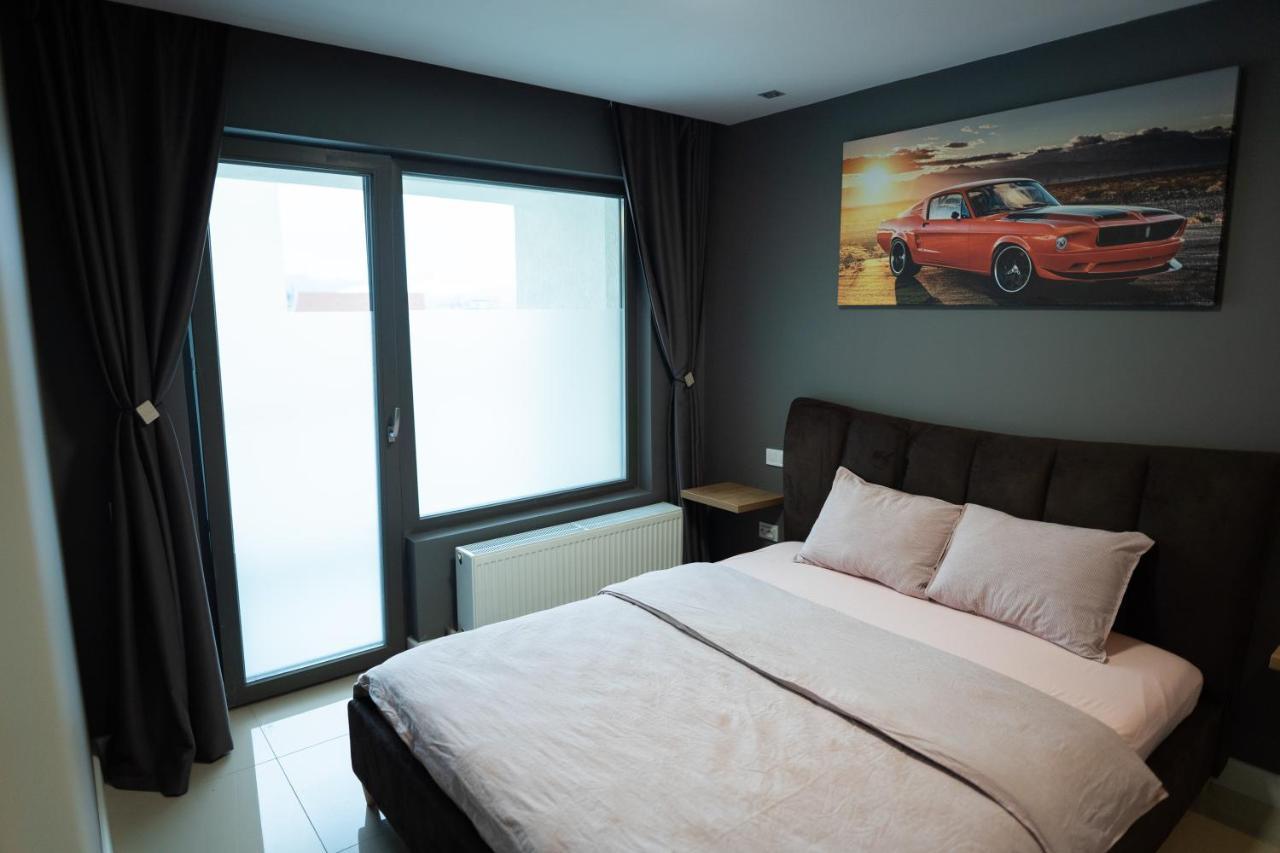 Thome Arena Residence Cluj-Napoca Buitenkant foto